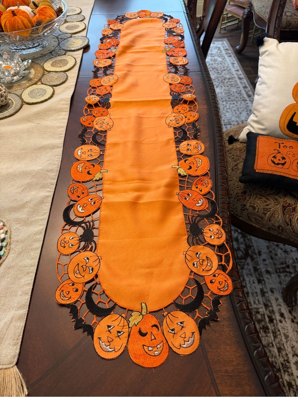 Halloween Table Runner & Two pillows